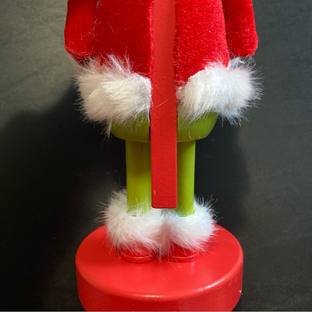 THE GRINCH  Dr Seuss w/ Turkey Wood Nutcracker Santa 11” New Grinchmas - Picture 10 of 11